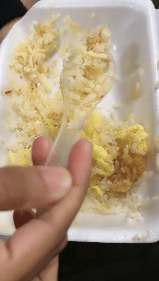 Customer Complain Nasi Goreng Sendu, Pemilik Kedai Makan Lapor Polis Imej Calar 3