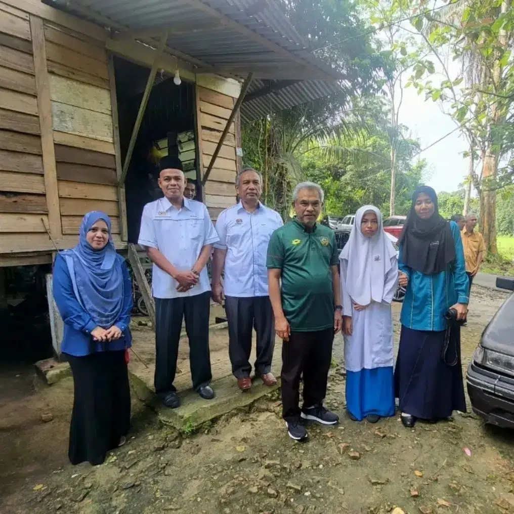 Terpaksa Galas Tanggungjawab Ibu Ayah, Pelajar Cemerlang Lupakan Hasrat Ke MRSM