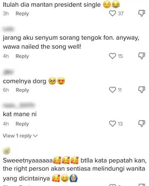 Tengah Perform Hujan Turun, Peminat Bersorak Suami Datang Payungi Najwa Latif