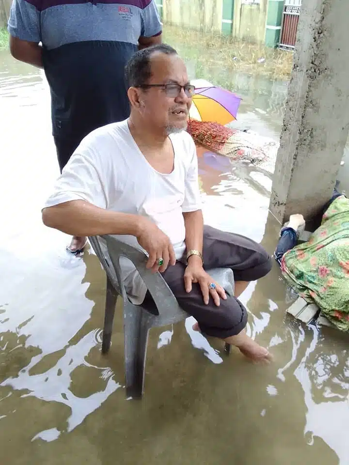 Asbab Terpegang Tiang, Bapa Kehilangan 3 Anak Serentak Akibat Direnjat Elektrik