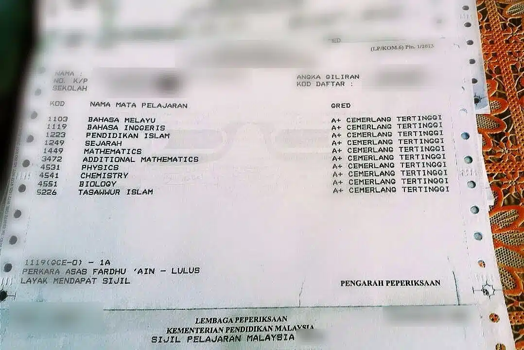 Anak Sendiri Dapat 2A Je, Ibu Sihir Pelajar Lain Yang Straight A+ Hingga Dungu