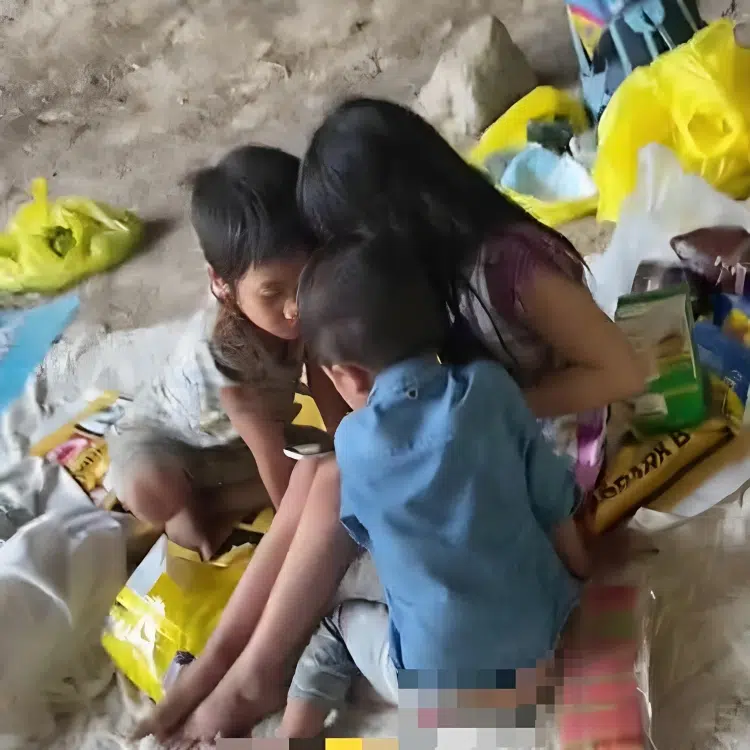 Ibu Ayah Pergi Cari Makan, Keluarga Tinggal Bawah Jambatan Undang Sebak Netizen
