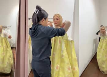 Dahulukan Mat Salleh Untuk Naik Skybridge KLCC, Pihak Pengurusan Mohon Maaf