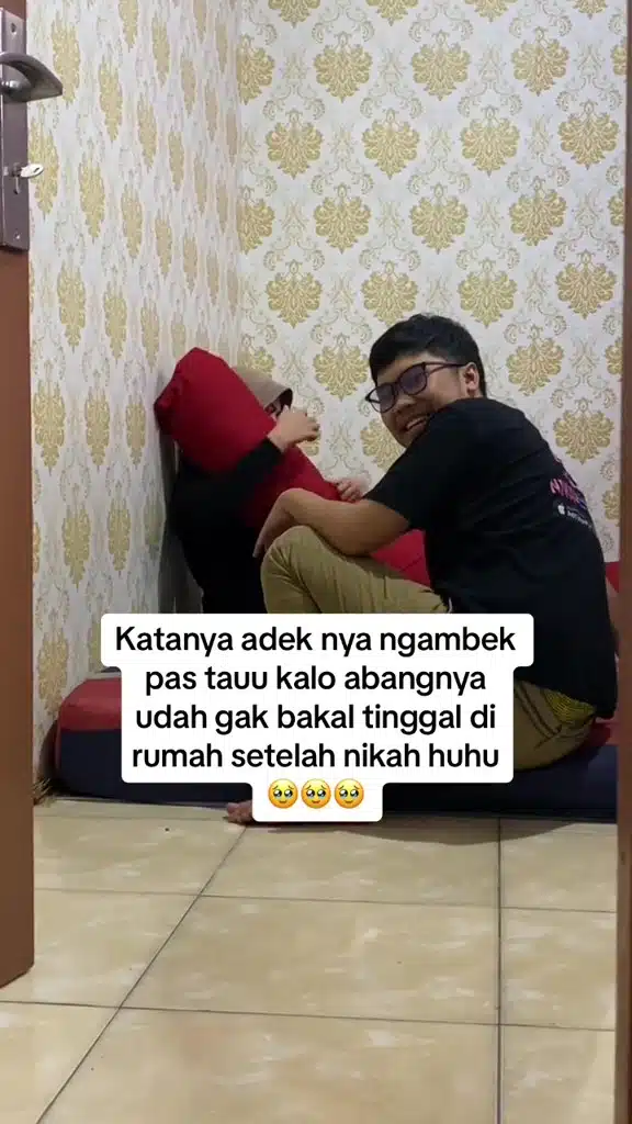 [VIDEO] Merajuk Abang Tinggal Asing Lepas Nikah, Gadis Manja Terpaksa Dipujuk