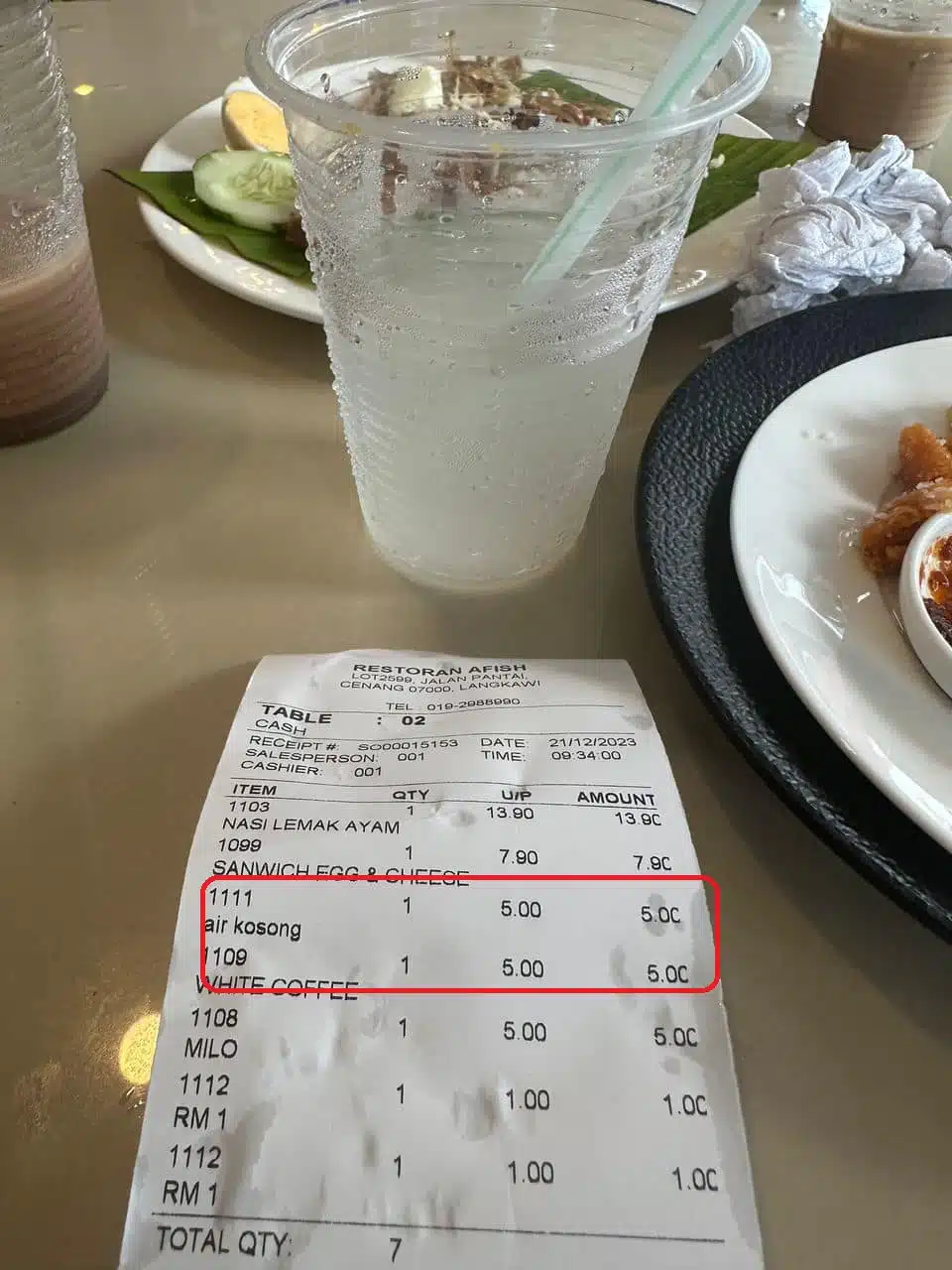 Hangat Isu Air Kosong Harga RM5, Pemilik Restoran Di Langkawi Beri Penjelasan