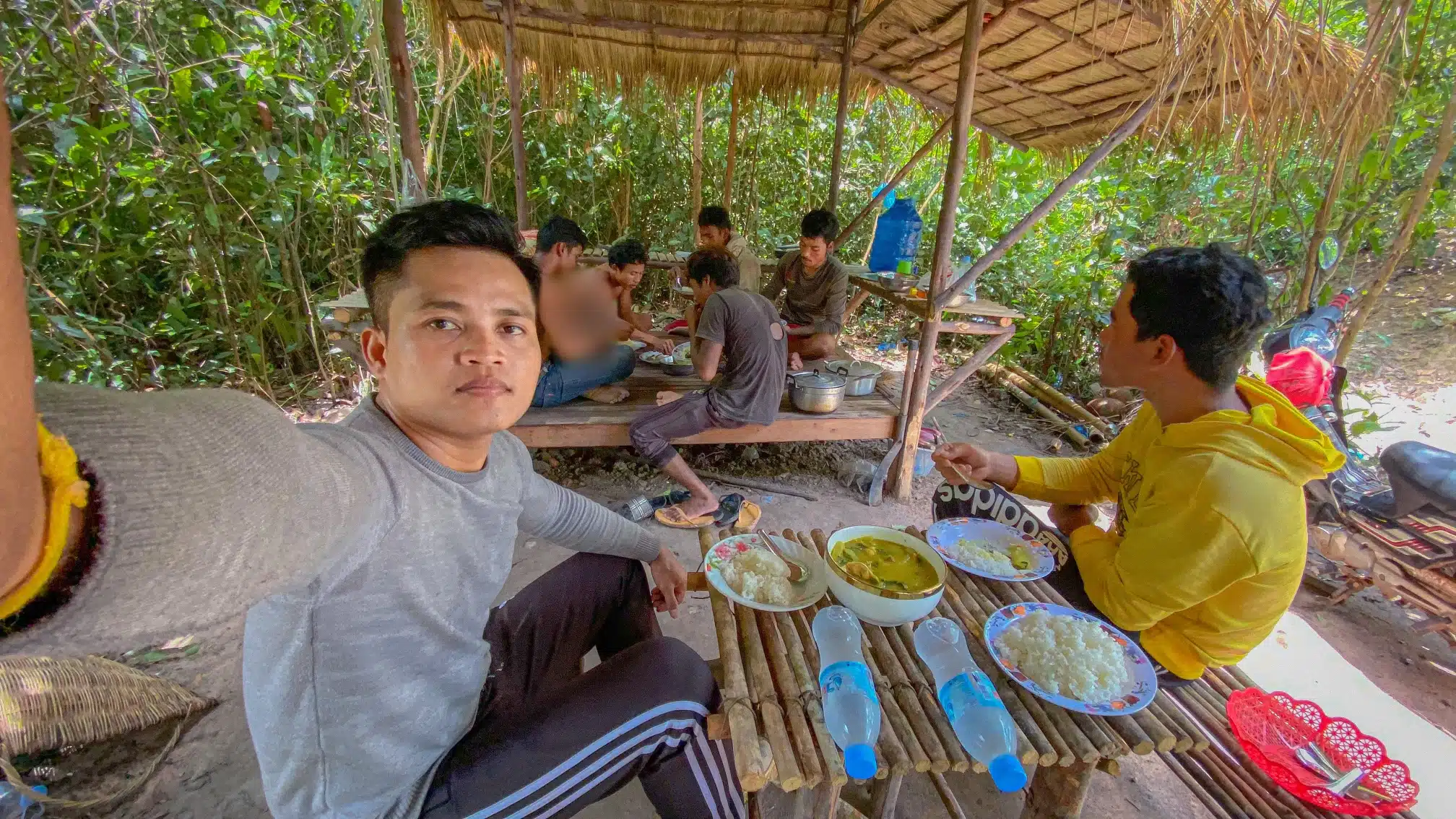 Content Bina Rumah Dalam Hutan Dikantoikan, Rupanya Ini Yang Jadi Sebalik Tabir