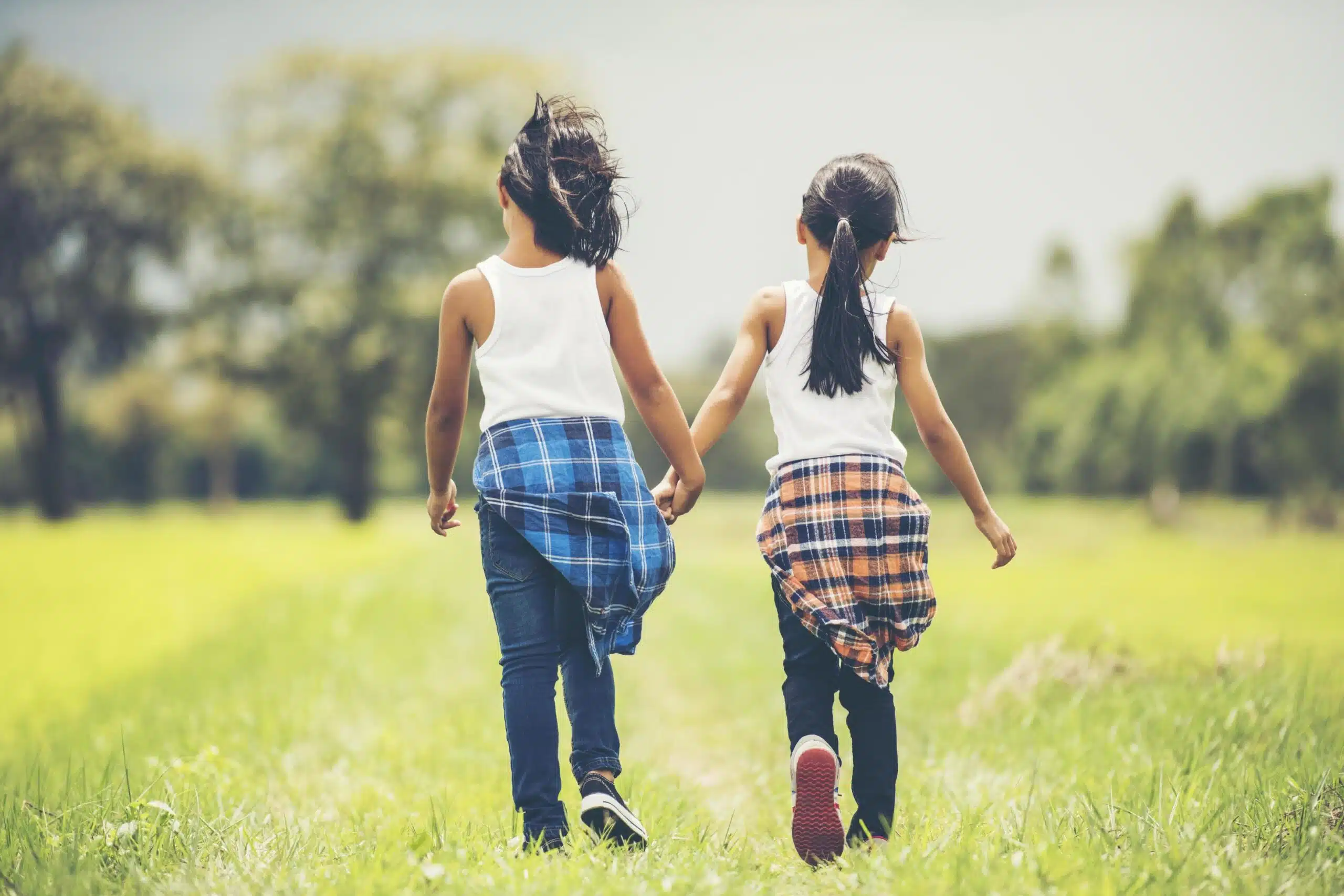 Ibu Ayah Suka Lebihkan Kakak Sejak Kecil, Wanita Bangga Dapat Rampas Abang Ipar