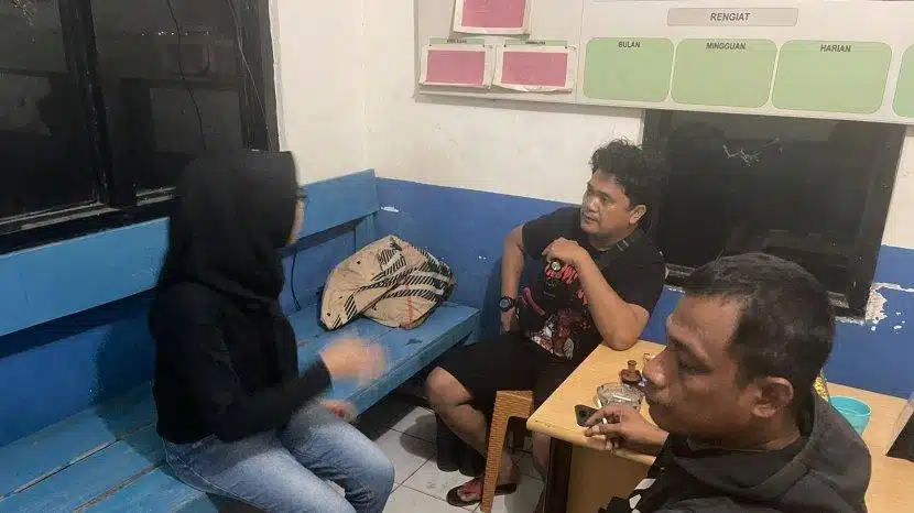 Jururawat & Pemandu Ambulans Ditangkap Basah Di Hotel, Sudah 10 Kali ‘Bersama’