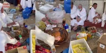 Solat & Siap Buat Jamuan Makan, Viral Video Jemaah Selawat Dalam Truck Polis