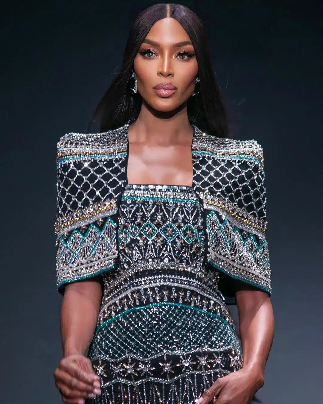 Mahu Model Naomi Campbell Peraga Baju, Rizman Ruzaini Sanggup Berhabis RM3 Juta