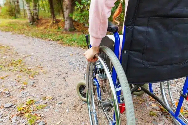 Isteri Menderita, Suami Skandal Dengan Kakak OKU Yang Kerap Berpakaian Terdedah