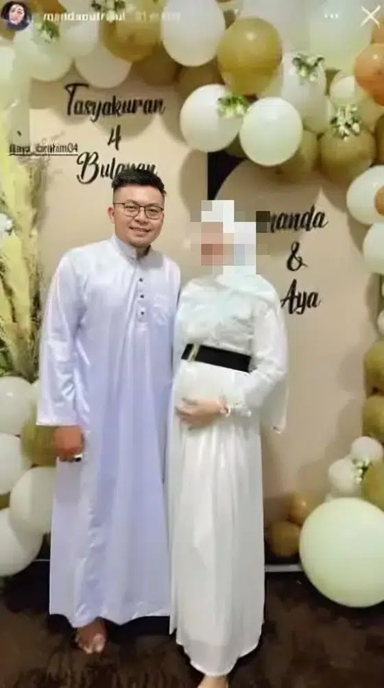 Isteri Hamil 2 Bulan, YouTuber Nikahi Janda Berusia 19 Tahun Alasan “Membantu”