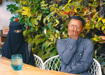Sempat Buat Mukbang Ayam Goreng Cicah Kicap, Food Vlogger ‘Tewas’ Akibat Strok