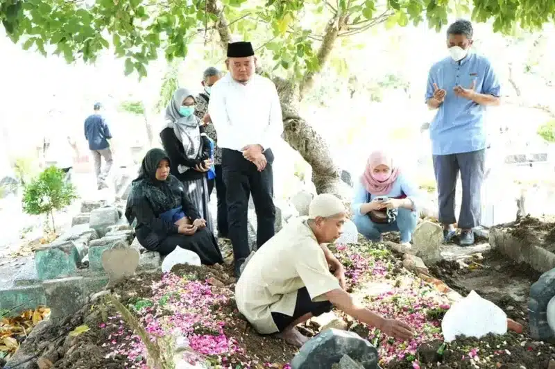 Doktor Pelatih Inject Ubat Bius : Bapa Berduka Menyusul Pergi Selepas 16 Hari