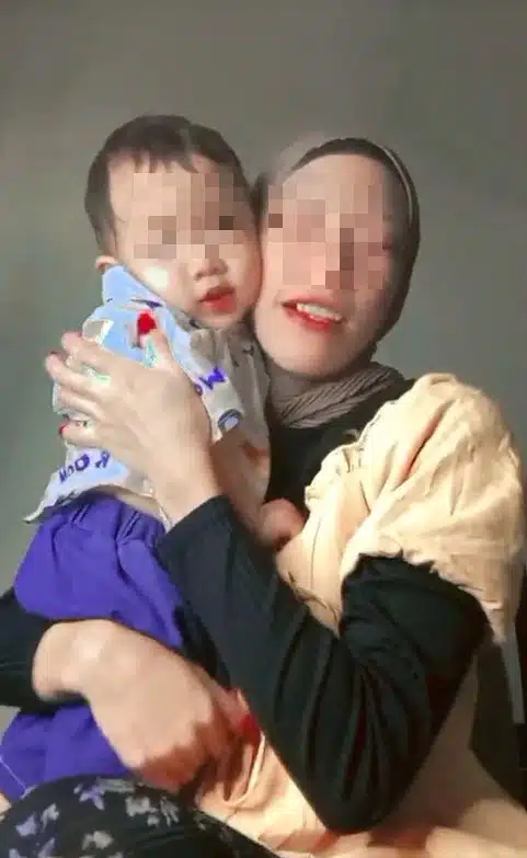 Nenek Nangis Baby Faris Diambil JKM – “Si Lya Ndak Dengar Cakap, Pernah Nasihat”