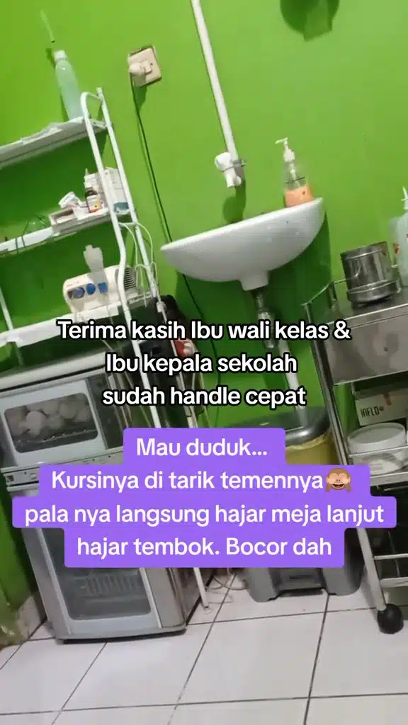 Kawan Gurau Tarik Kerusi, Kepala Murid ‘Berdentum’ Kena Meja & Dinding