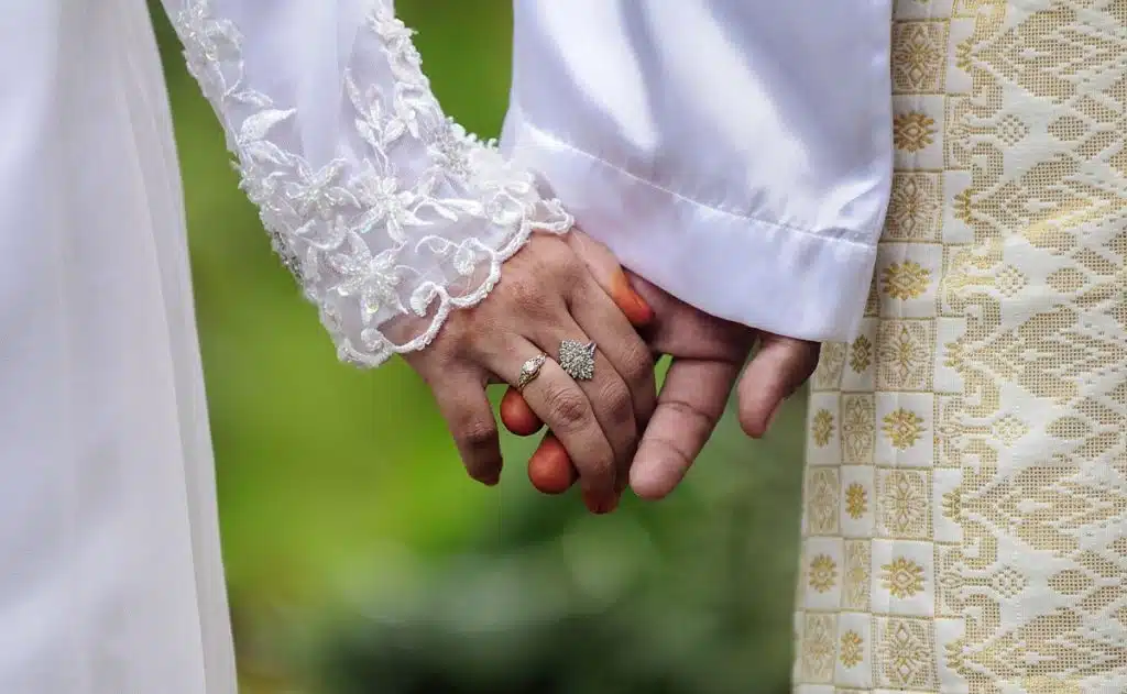 Ibu Hamil Luar Nikah Sebelum Rujuk Dengan Bapa, Anak Tahu Status Masa Nak Kahwin