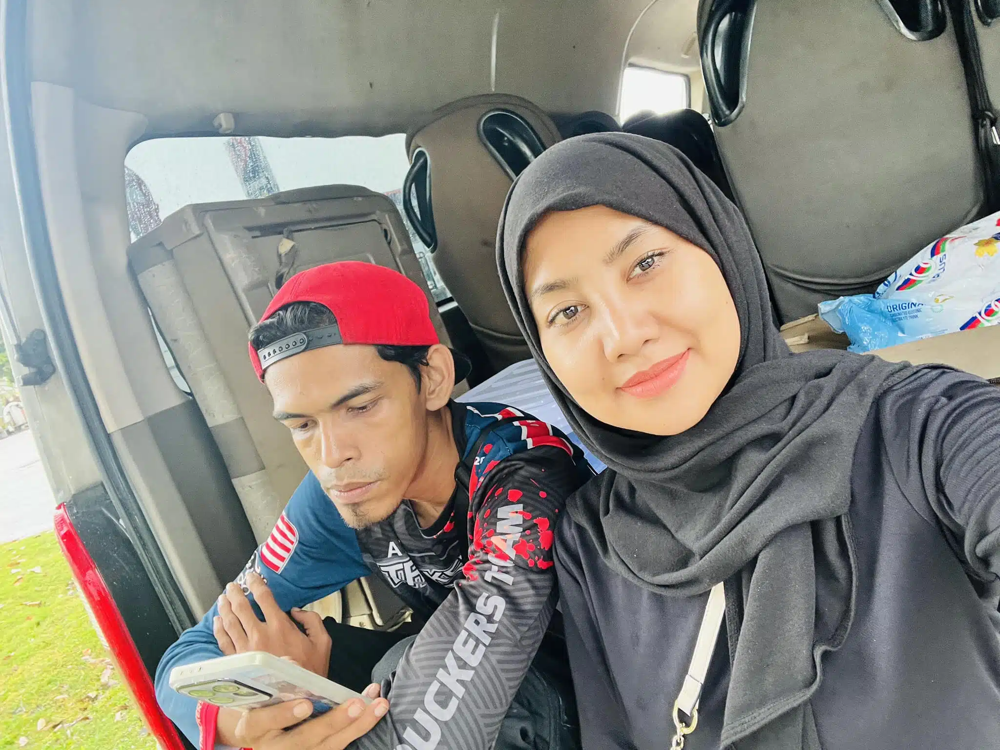 Giliran Abang Viva Dedah Chat Isteri – “Dekat Saya Bukan SS Je, Siap Video Lagi”