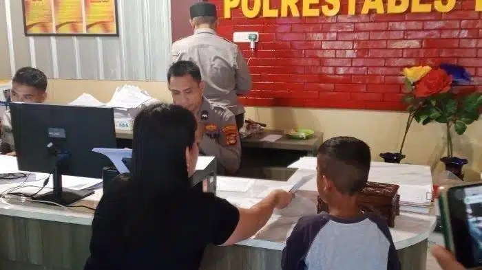 Anak Kencing Bercabang Lima Lepas 5 Bulan Berkhatan, Ibu Failkan Laporan Polis