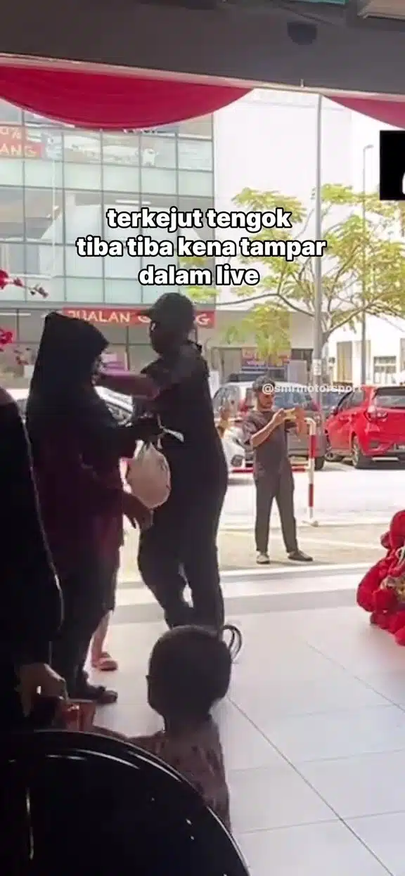 [SEPANG] Live Jualan Kereta Tak Sengaja Rakam Suami ‘Naik Tangan’ Pada Isteri