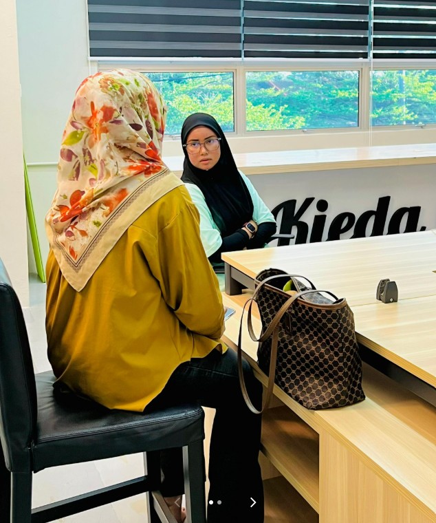 Wanita Kritik Crepe Secara Melampau, Kieda Bersemuka & Pulangkan Duit Pembelian
