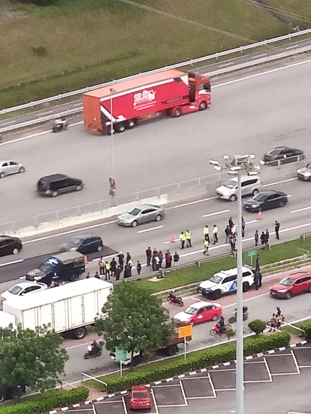 Isteri Dicampak Dari Van Atas Lebuhraya KESAS, Suami Akui Berlaku Pertengkaran