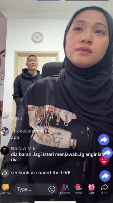 Suami Lafaz Talak 2 Pada Siti Jamumall Dalam LIVE “Kau Nak Buka Pekung Aku”