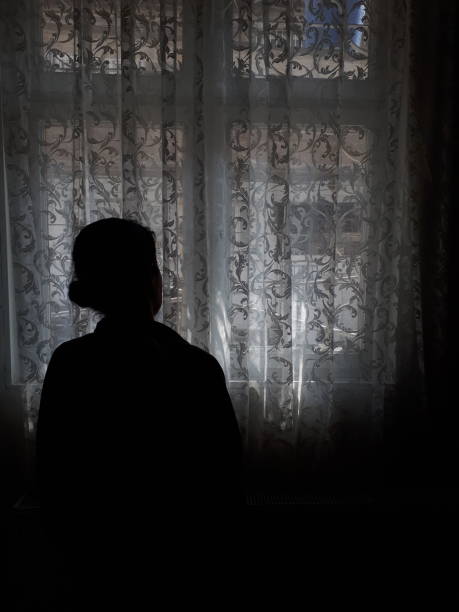 Isteri Diikat Pada Sofa, Dipaksa Saksikan Perbuatan ‘Jelik’ Suami & Skandal