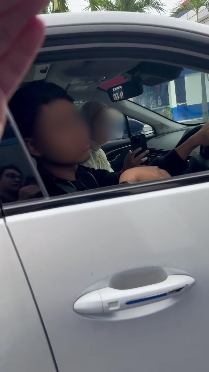 5X Pusing Jalan Sama, Suami Kejar Isteri & Lelaki Lain Hingga Ke Balai Polis