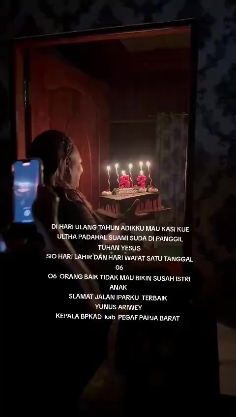 Isteri Bawa Kek Hari Jadi Masuk Bilik Tidur, Suami Rupanya Sudah Terbujur Kaku