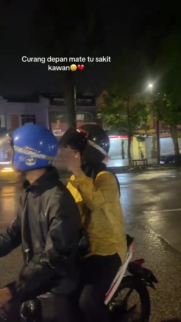 Dicekup Dating Tepi Pantai, Pemuda Tak Tahu ‘Awek’ Dikenali Di Omi Dah Berpunya