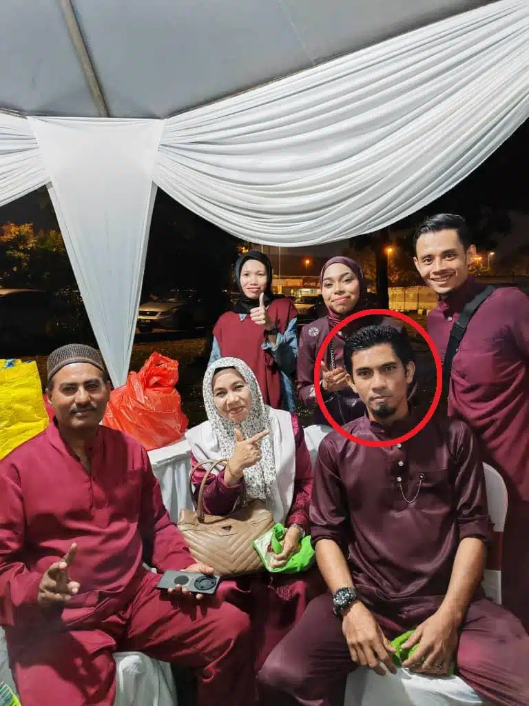 Abang Rebah Ke Longkang Ketika Adik Bersanding” Mandikan Dengan Tangan Berinai”