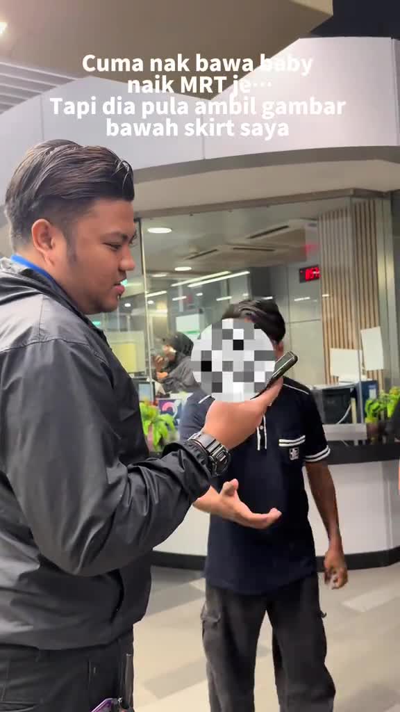 “Tak Sengaja” – Ambil Gambar Bawah Skirt, Lelaki Melutut Di Kaki Suami