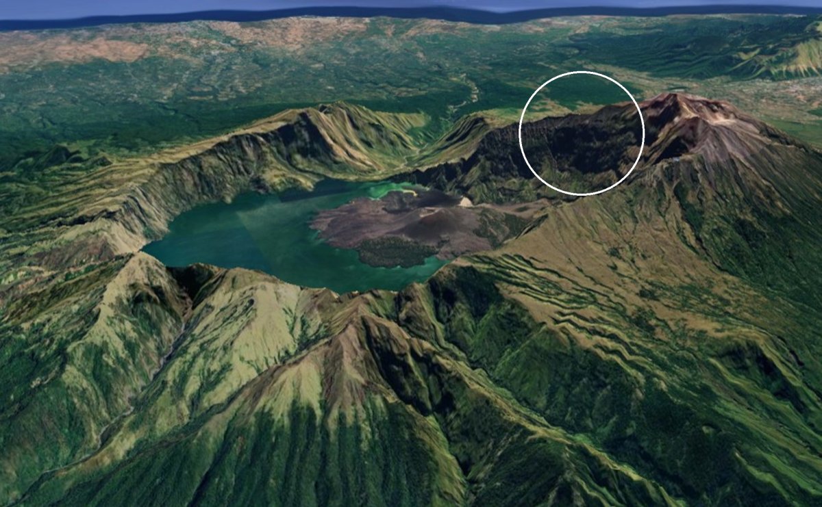 Tergelincir Dalam Kawah Gunung Berapi Indonesia, Penari ‘Tewas’ Setelah 4 Hari