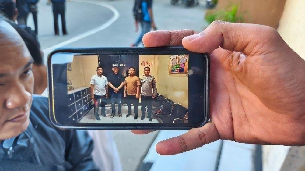 Kubur Polis Dikorek Semula, Rupanya Dianiaya 2 Pegawai Atasan Angkara Perempuan