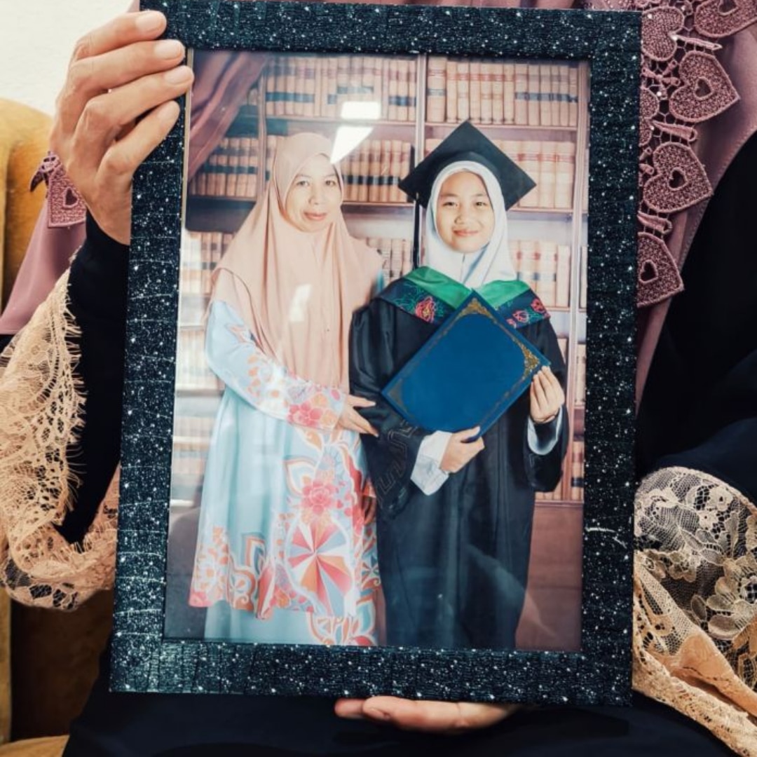 Di Tanah Perkuburan, Pihak Sekolah Minta Ibu Zara Qairina Usah Tularkan Kejadian