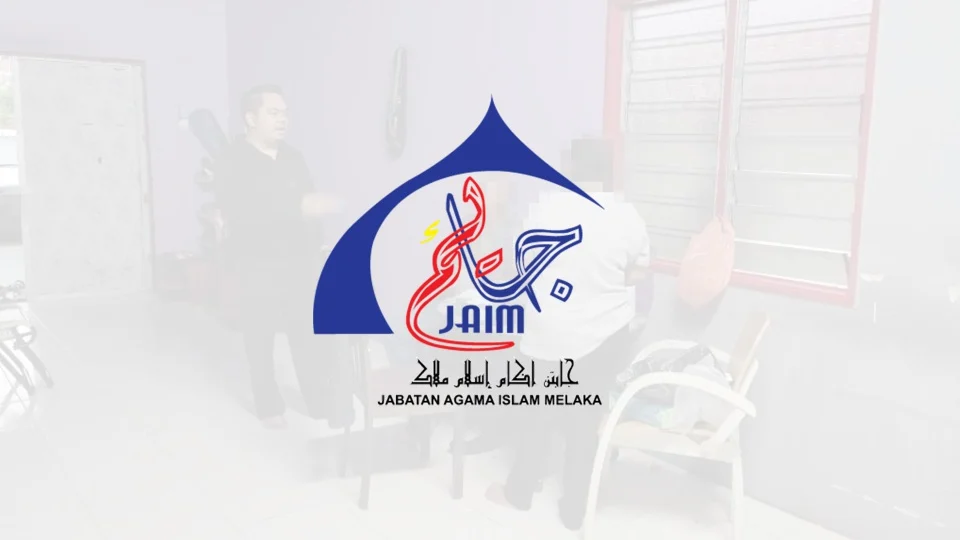 Cekak Pinggang Saat Diserbu, 2 Doktor Ditangkap Khalwat & Sempat Nyorok 20 Minit