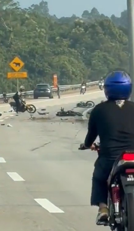 Peserta RXZ Member Buat Aksi ‘Superman’ Berkumpulan Sebelum Insiden Berlaku