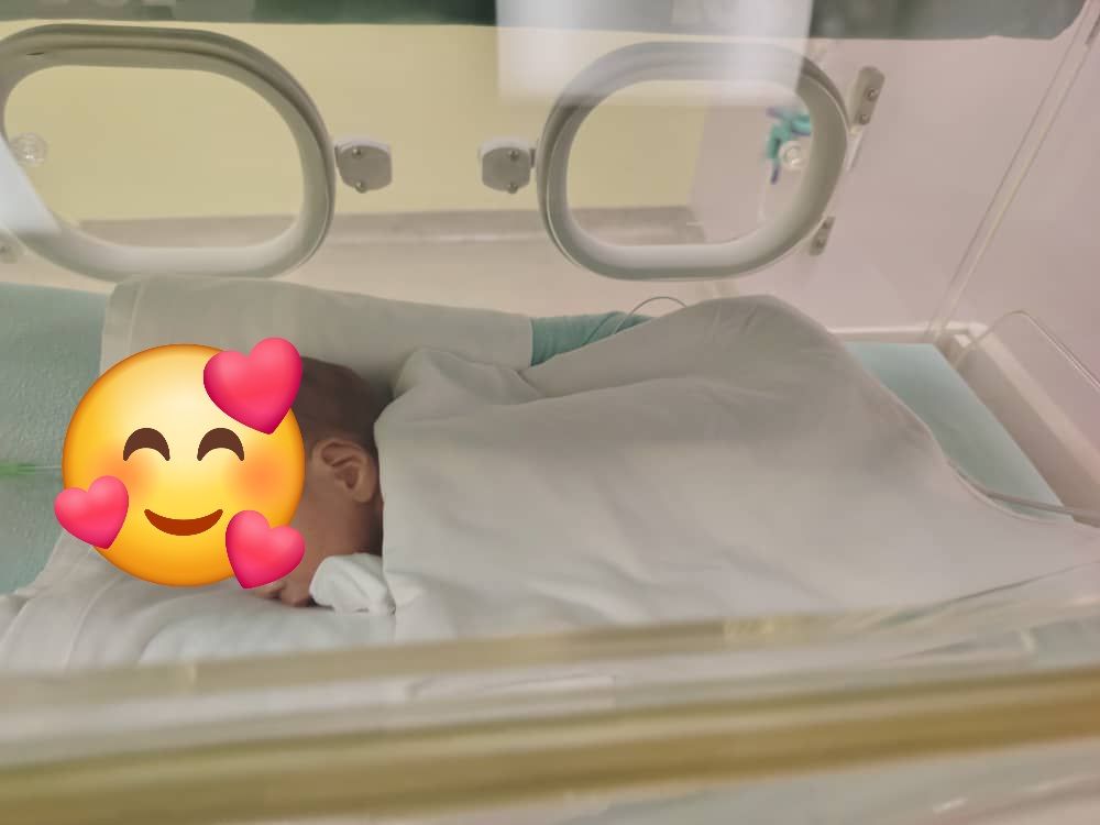 Wanita Lahirkan Kembar Di Rumah, 1 Pergi Selamanya, BF Suruh Buang Yang 1 Lagi