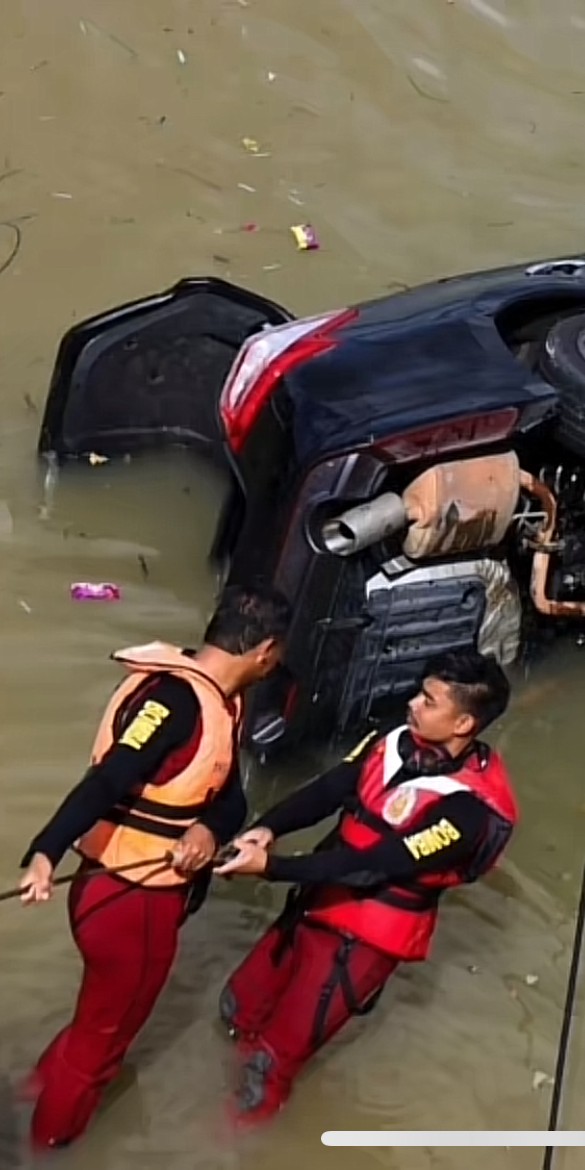 “Pakcik Dah Cuba Tapi Tak Boleh”- Lelaki Sesal Tak Dapat Selamatkan Dua Beradik