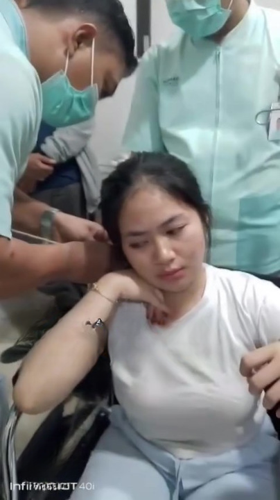 Mahu Ambil Garpu Di Kedai Makan, Wanita Cuak Anak Panah Sesat Terkena Leher