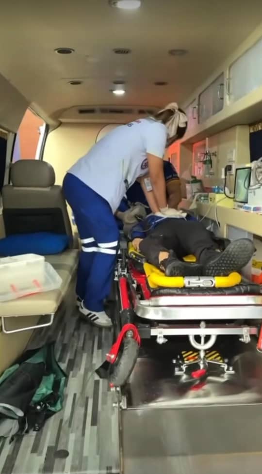 Pemain Golf Teruskan Game Walaupun Hujan Lebat, Caddy ‘Tewas’ Disambar Petir
