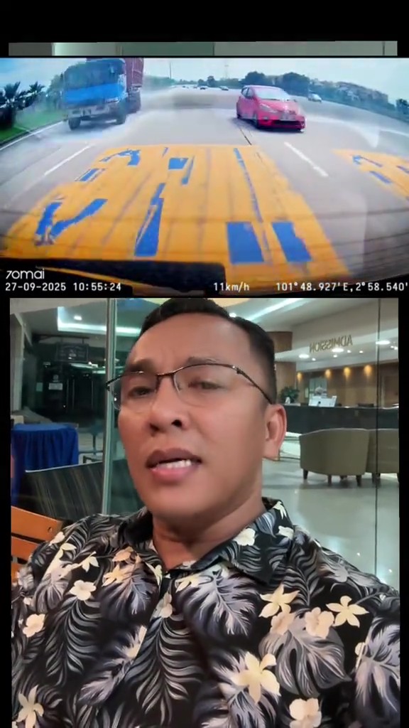 Klip Dashcam Dedah Pemandu Lori Rupanya Buka Pintu Awal, 100M Sebelum Hentam Tol