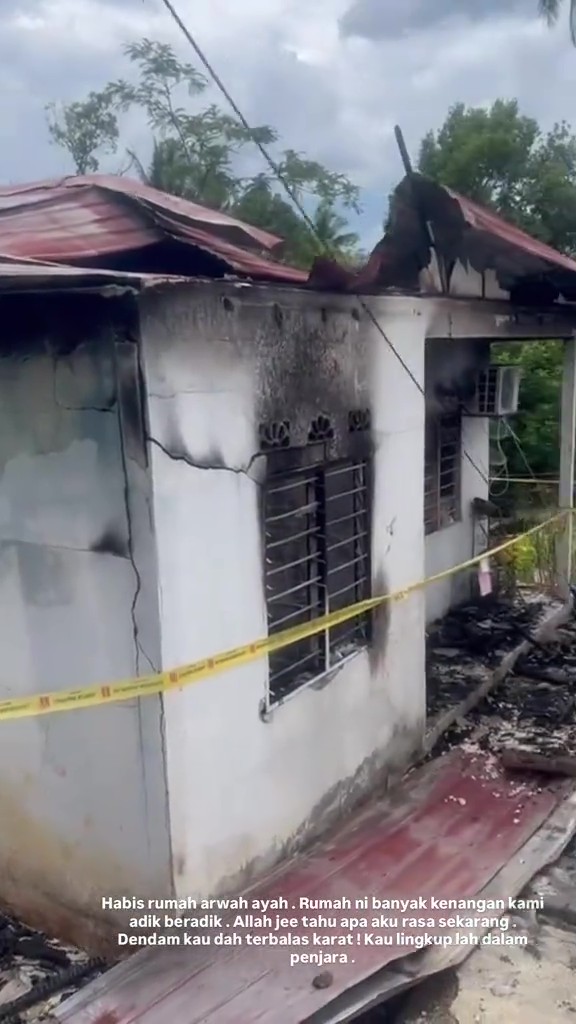 Gagal Pujuk, Lelaki Gila Talak Lepas Geram Pada Rumah Bekas Bapa Mentua