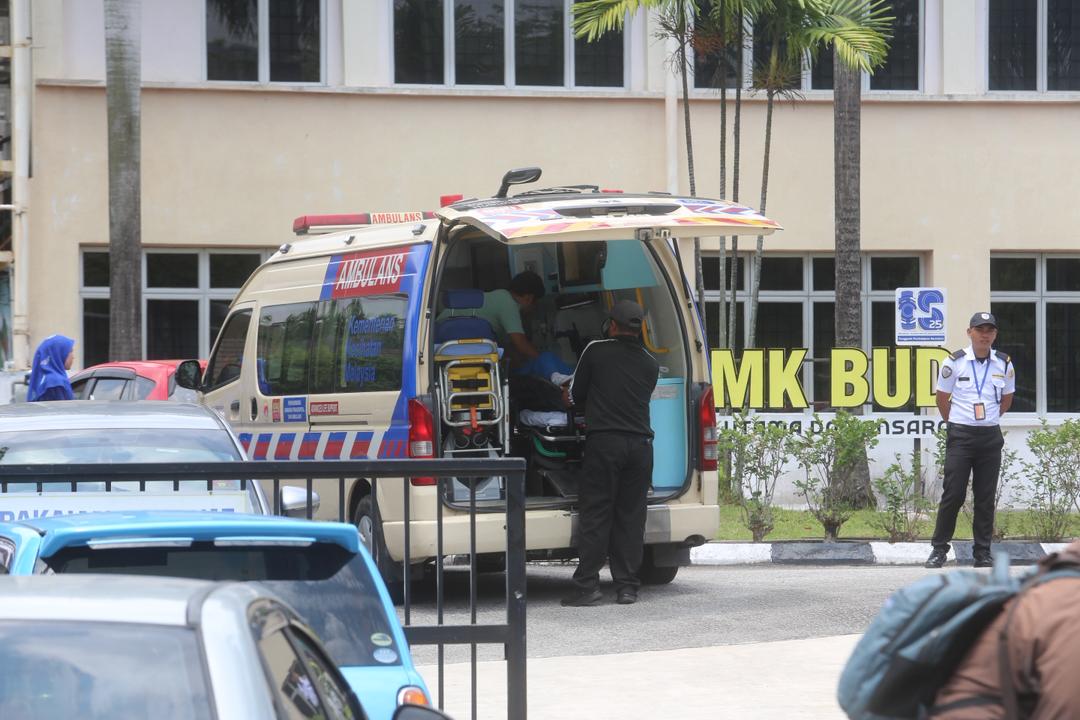 “Sangat Menakutkan, Dia Ketuk Pintu, Kejar Semua Termasuk Pengetua” – Warga SMK
