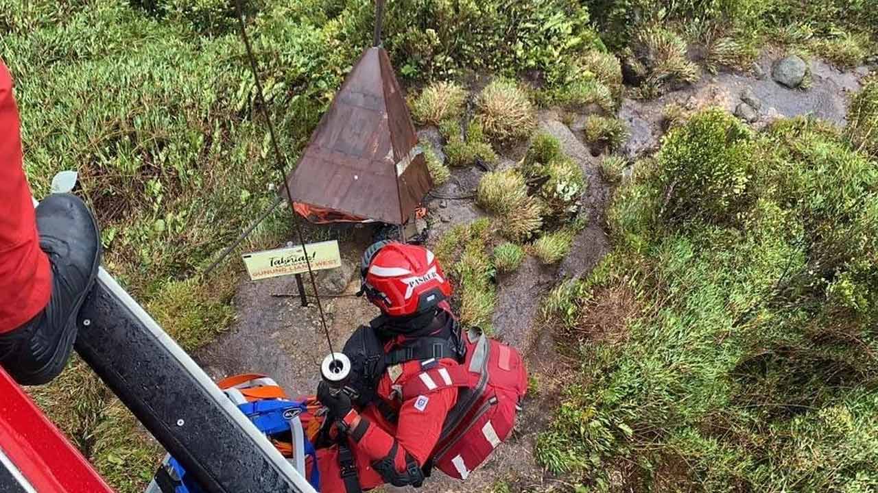 “Saya Tunggu Dari Jam 2-8 Pagi, Masuk Semula Ke Gunung Tapi..”-Rakan Mustaqqeem