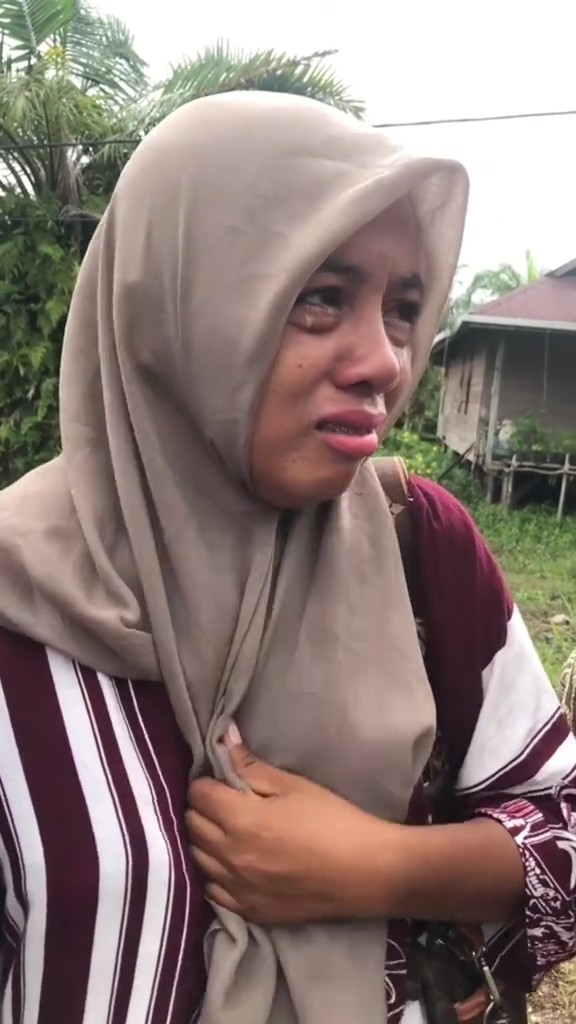 Suami Dapat Kerja ‘Gomen’ Lafaz Cerai : Baju Dibelikan Isteri Hasil Jualan Sayur