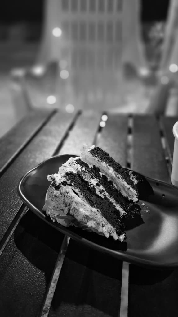 Suami Habiskan Kek Anniversary, Isteri Failkan Cerai Lepas 25 Tahun Bertahan