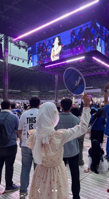 Teman Lelaki Curi Rakam Gadis Lain Di Konsert, Tuan Badan Dedah Perkara Sebenar