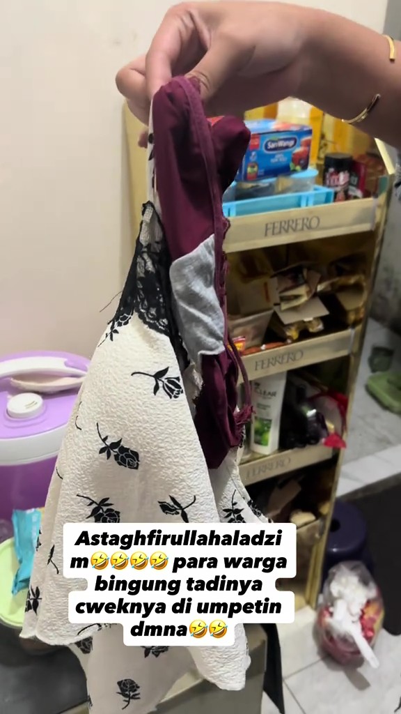 Tinggal Seluar Dalam Bergulung, Skandal Suami Panjat Dinding Sembunyi Di Loteng